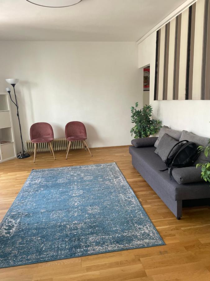 Nice Rooftop Hostel Відень Екстер'єр фото