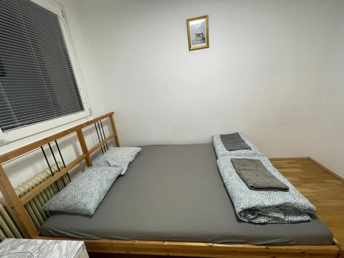 Nice Rooftop Hostel Відень Екстер'єр фото